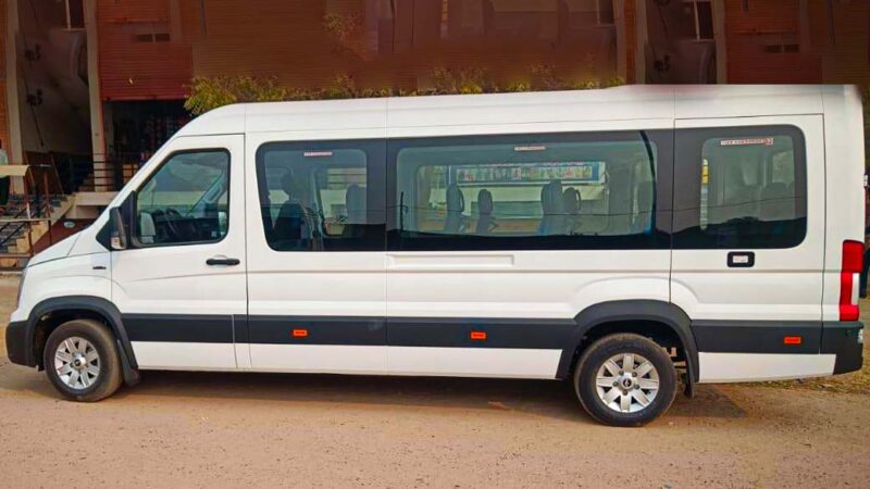 16 Seater Luxury Urbania - Syam Tours